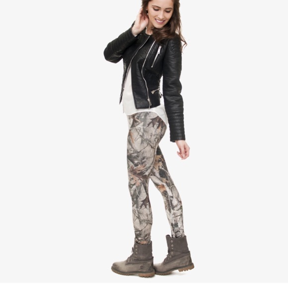 Camo Leggings New - Picture 3 of 6